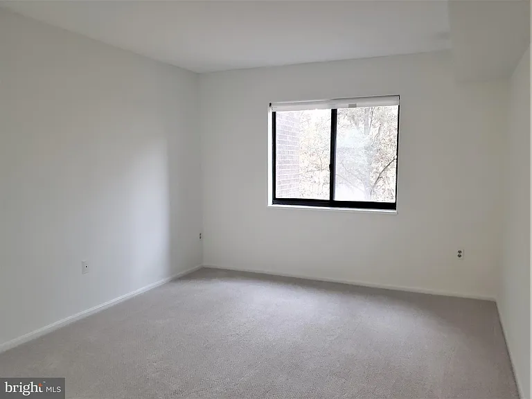 15100 Interlachen Dr #4516 — Photo 17