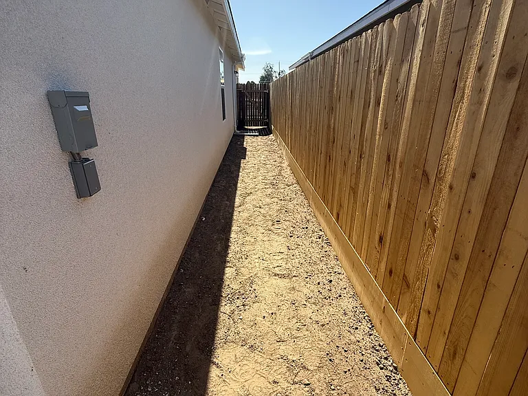 1735 S Harris St — Photo 6