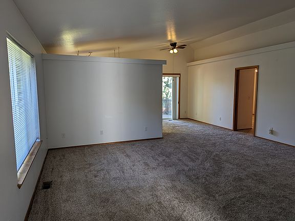 211 S Harbor Park Ct - ?Living Room_07302022