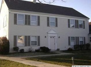 653B Yorktown Ln, Monroe Township, NJ 08831