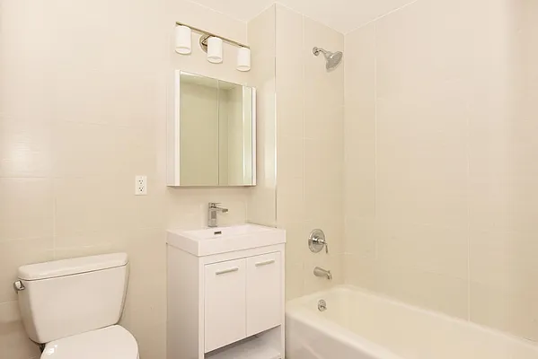 Sold by Alexiou Realty | media 16