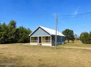 4177 Chapel Hill Rd, Starkville, MS 39759
