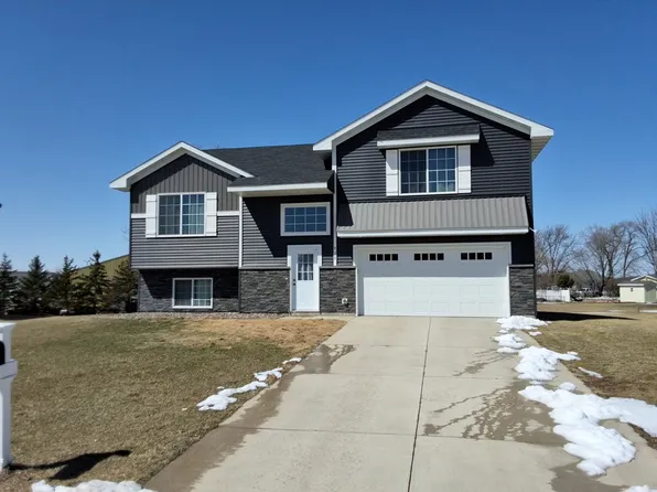 828 Poplar Dr SE, Kimball, MN 55353