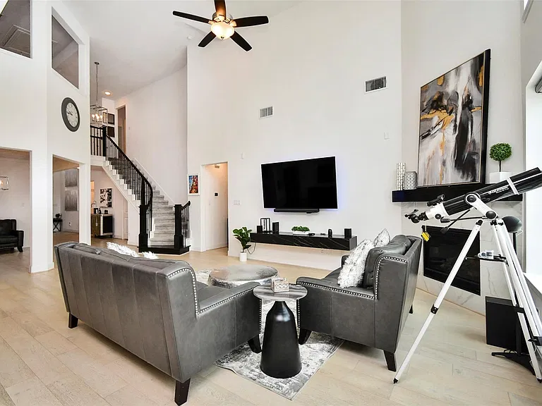 8922 Stanley Oak Dr — Photo 14
