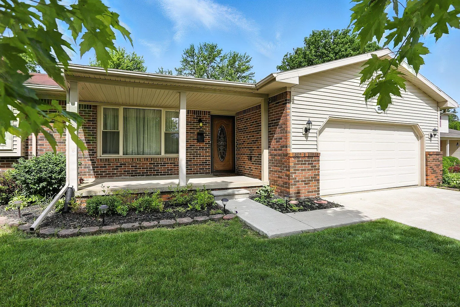 12156 Birchwood Ln photo 1