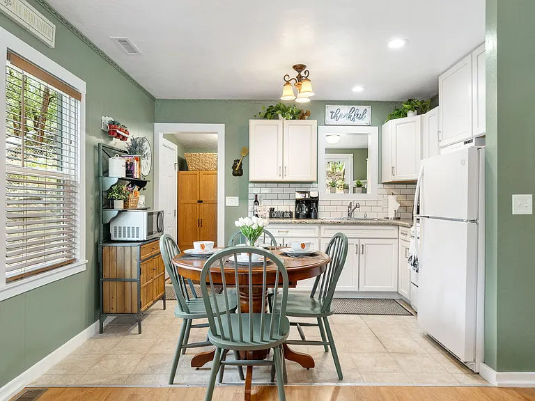 W Canyon Dr — Photo 12