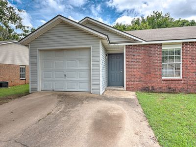 1384 N Boxley Ave, Fayetteville, AR, 72704