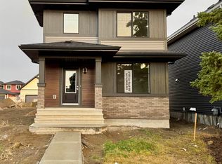 6108 Carr Rd NW, Edmonton, AB T5E 6Y4