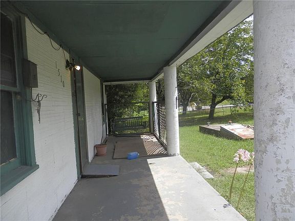 2nd image of 1510 N Boren Blvd