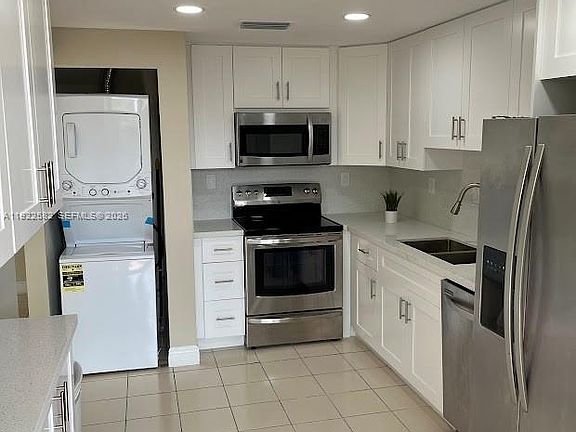 3rd image of 6701 SW 116th Ct APT 203