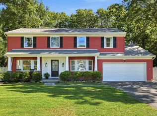 9 Northumberland Drive, Shoreham, NY 11786