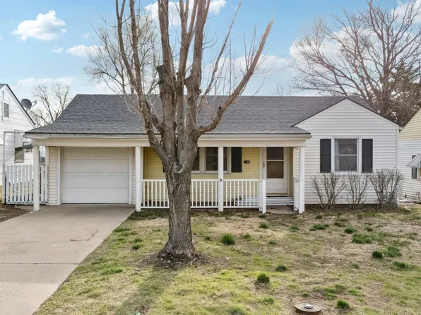 1510 N Dearborn St, Augusta, KS 67010