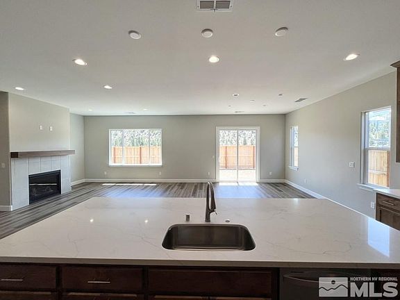 3rd image of 202 Commodore Dr Homesite 379