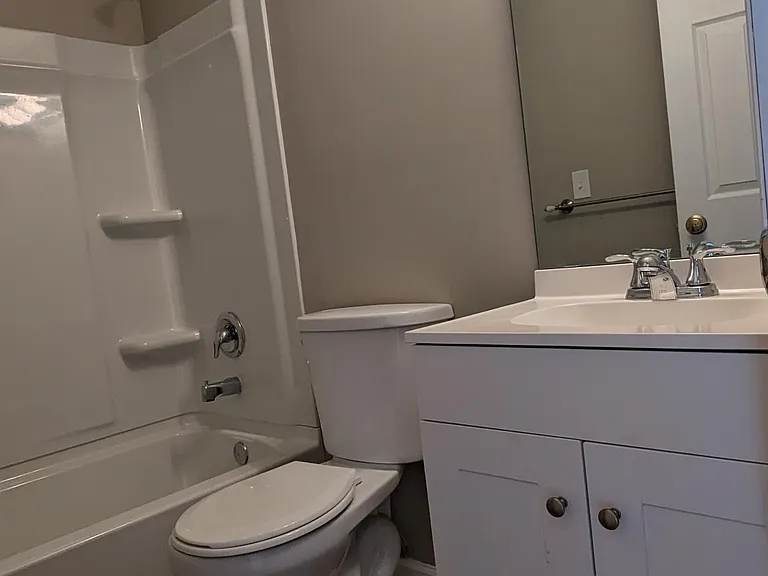 13 Marvin Dr — Photo 11