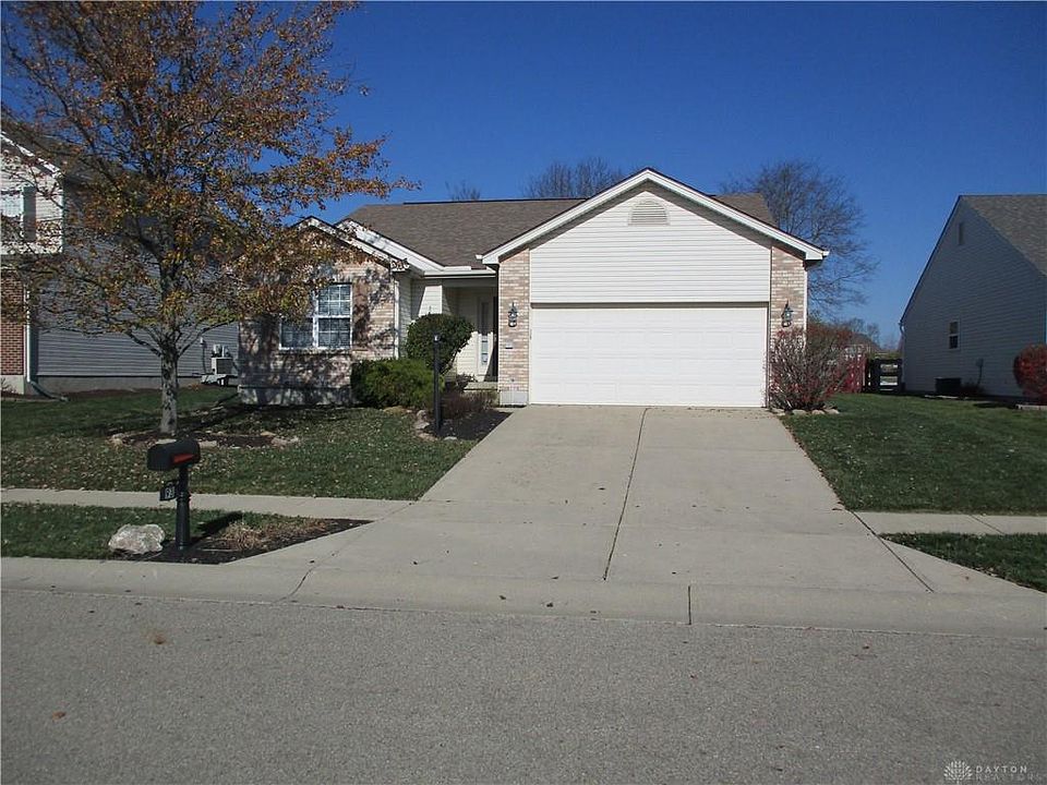 1st image of 93 N Glen Oak Dr