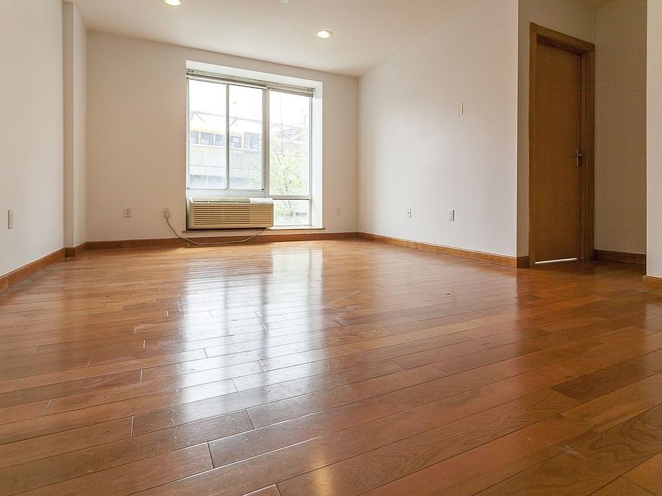 2nd image of 78 Ridge St #G2