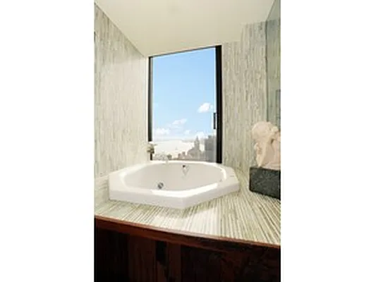 Rented by Corcoran | media 13