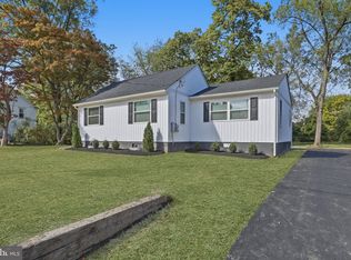 215 Almonesson Rd, Blackwood, NJ 08012