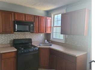 582 Hunterdon St FLOOR 2, Newark, NJ 07108
