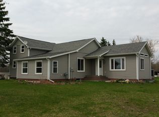 2605 E Valley Rd, Adrian, MI 49221