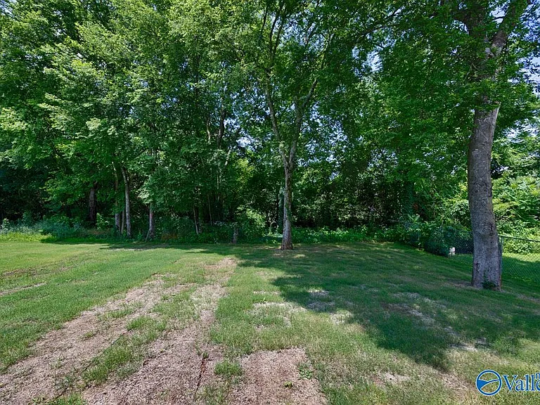 327 Pension Row — Photo 41