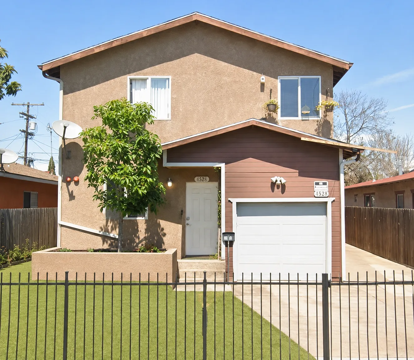 5 bed, 1866 sqft, $4,200 — Photo 1