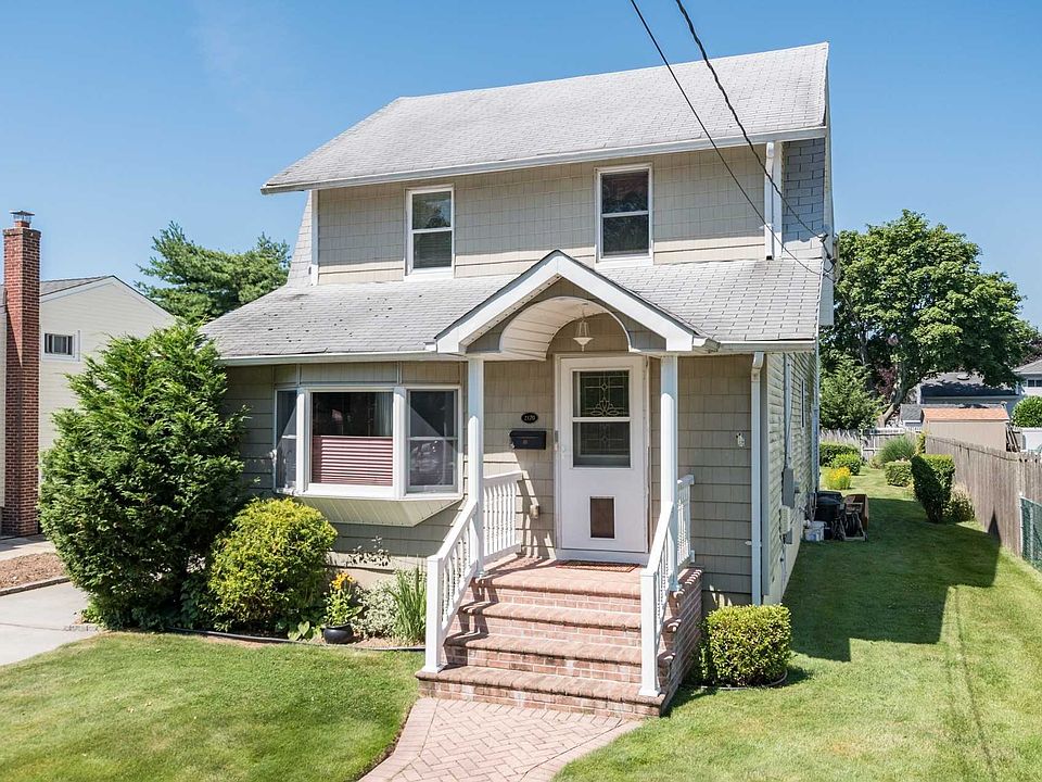 2170 Willoughby Ave, Wantagh, NY 11793 Zillow