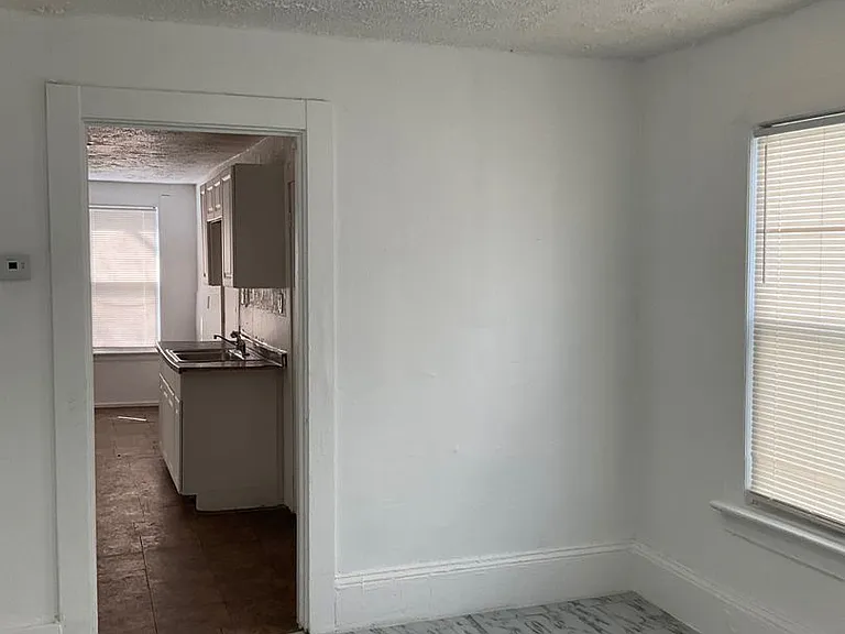 5700 Luther Ave — Photo 4
