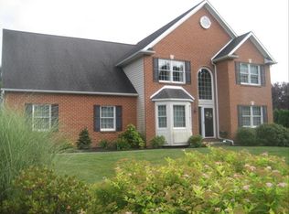 5715 Brumar Dr, Bethlehem, PA 18017