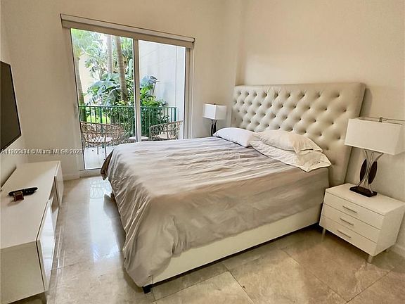 5th image of 19900 E Country Club Dr APT 118