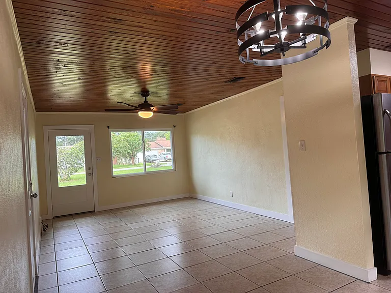 607 Lownde Ave — Photo 8