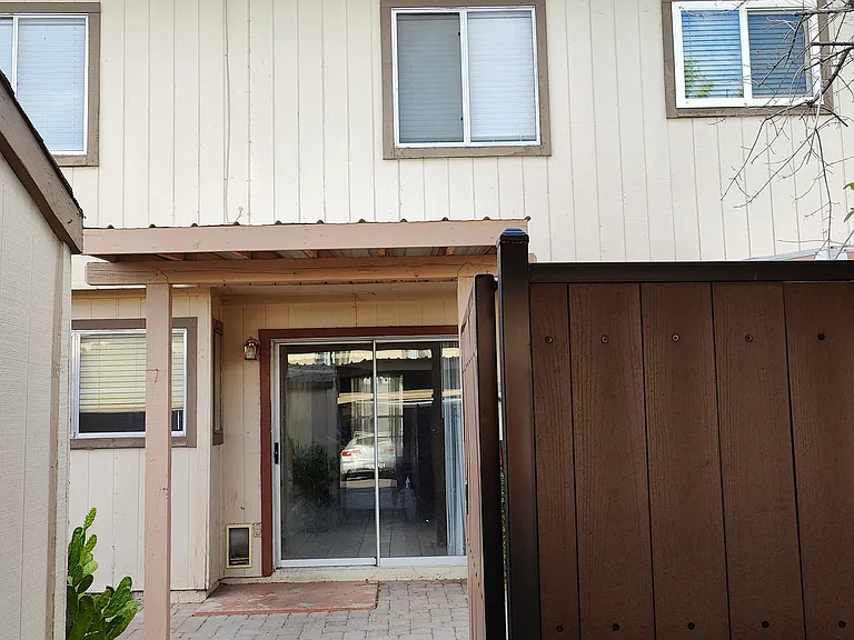 1028 E Bendix Dr — Photo 22
