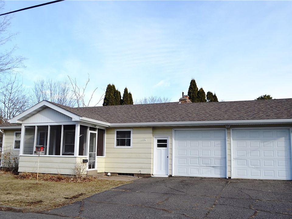 1st image of 15 1/2 W KNAPP Street