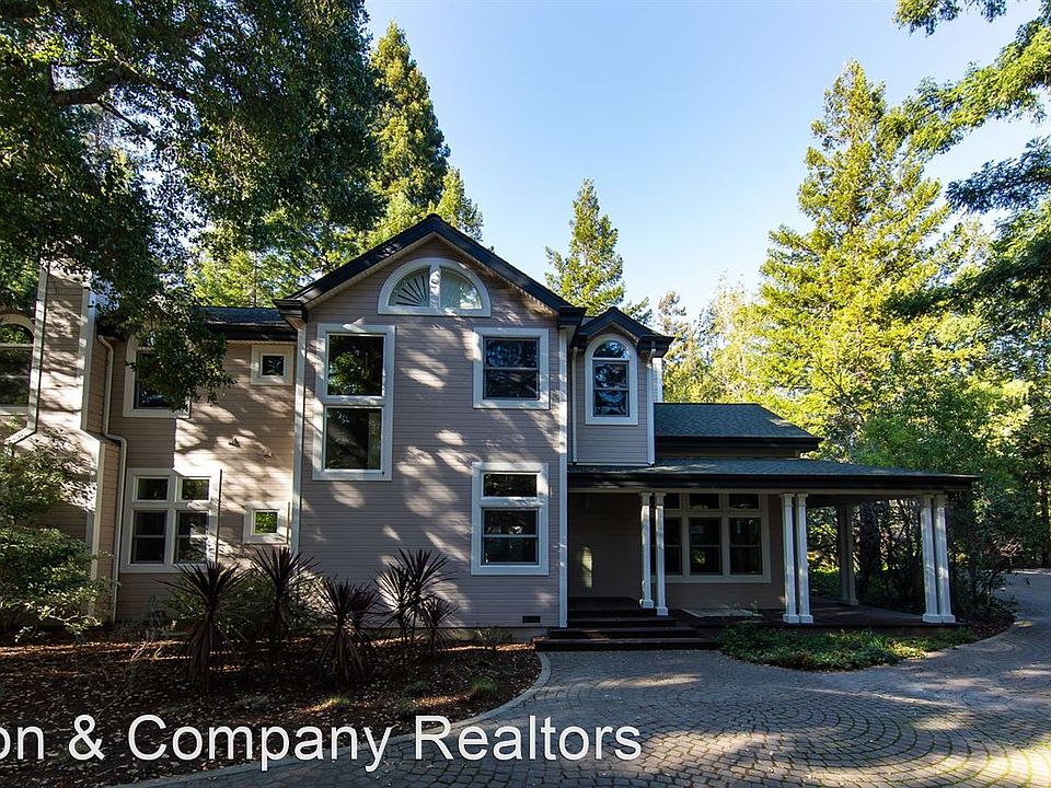 1st image of 215 Willowbrook Dr