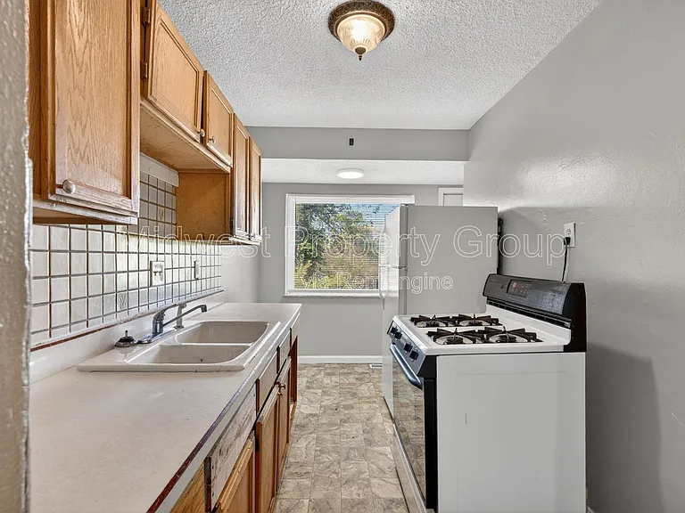 257 Glen Garry Rd — Photo 4