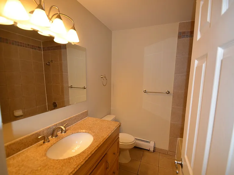 670 Winona Ct #21 — Photo 8