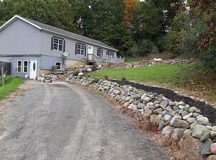 19560 Waterloo Rd, Chelsea, MI 48118