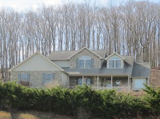 230 Evergreen Dr, Winfield, PA 17889