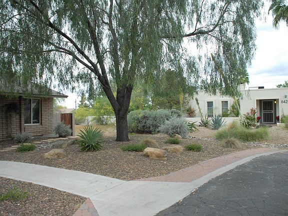 2nd image of 840 E Village Circle Dr N
