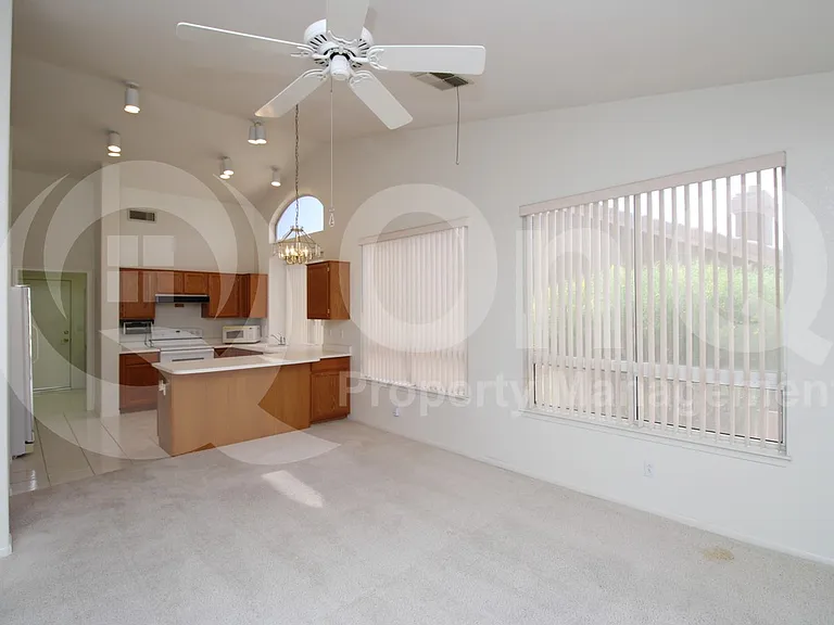 8950 E Yucca Blossom Dr — Photo 6