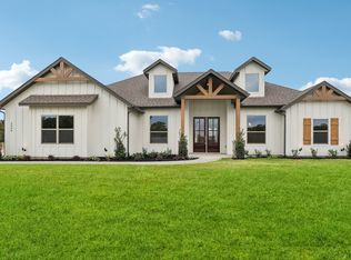 4000 Roan Ct, Springtown, TX 76082