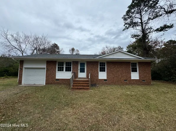 2008 Champion Drive, Morehead City, NC 28557