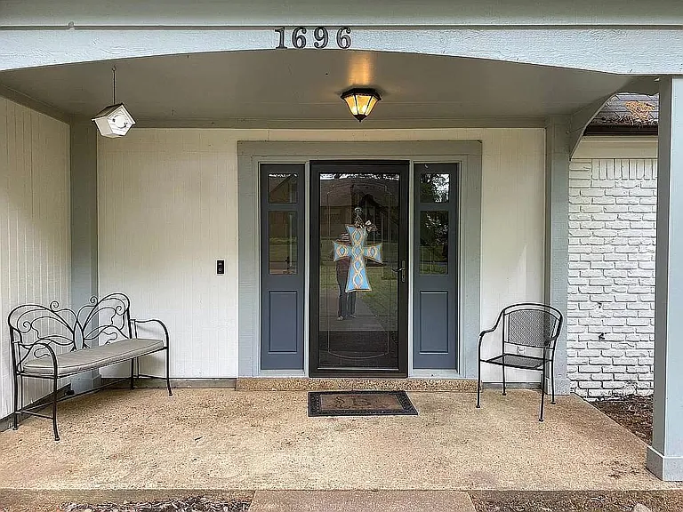 1696 Hapano Dr — Photo 3