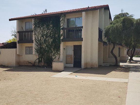 3rd image of 2439 E Waltann Ln