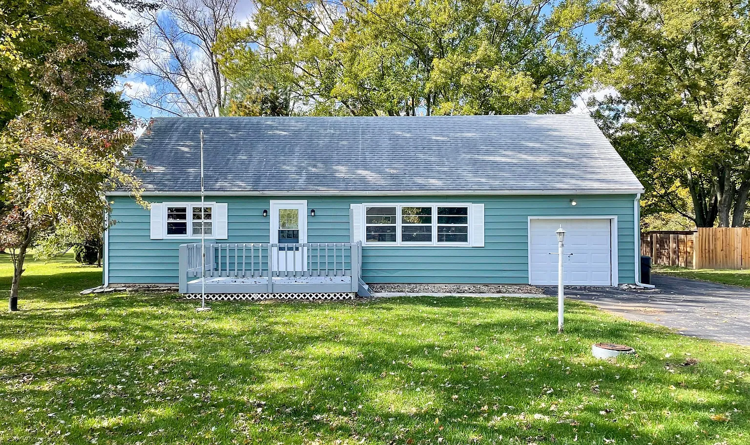 383 Linda Mel Dr photo 1