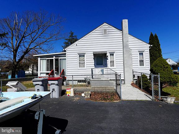 4th image of 1542 Blackburn Ct