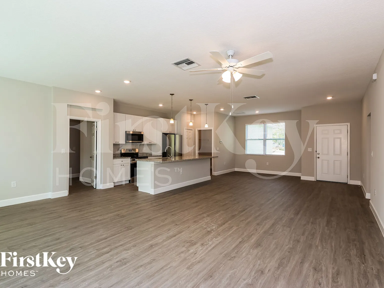 4 bed, 2.0 bath, 1750 sqft, $2,065 — Photo 3