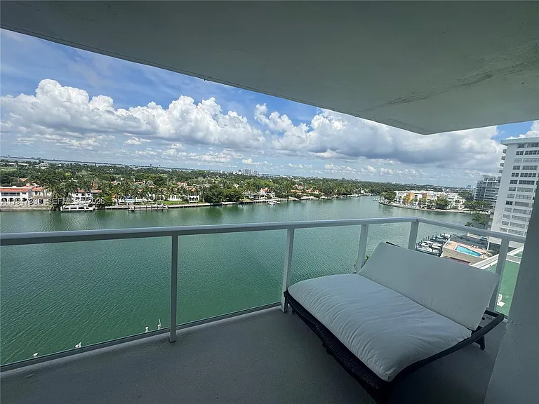 5750 Collins Ave #10F — Photo 4