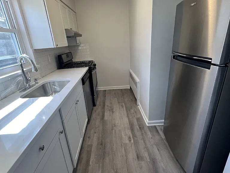 7 Wedgewood Dr #100 — Photo 6