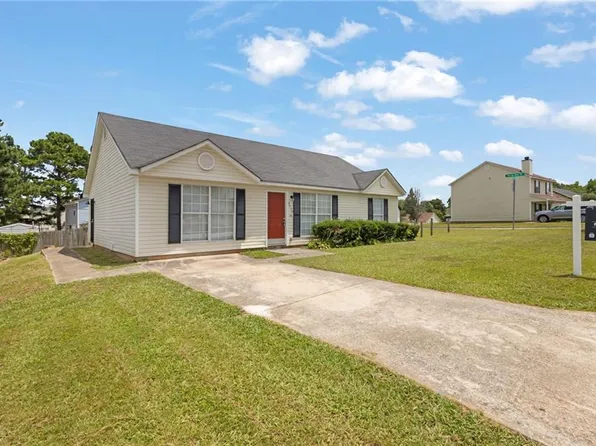 9430 Sleepy Hollow Ln, Jonesboro, GA 30238